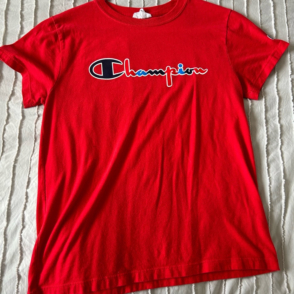 red t shirt